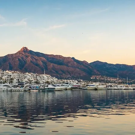 Exclusive Puerto Banus Beach Free Parking Wifi & Swimming Pool