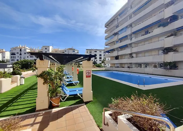 Exclusive Puerto Banus Beach Free Parking Wifi & Swimming Pool * Marbella