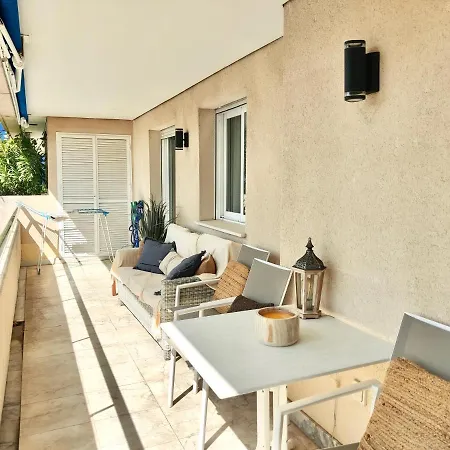 Exclusive Puerto Banus Beach Free Parking Wifi & Swimming Pool Apartment *
