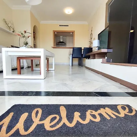 Exclusive Puerto Banus Beach Free Parking Wifi & Swimming Pool Apartment Marbella