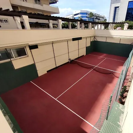 Apartment Exclusive Puerto Banus Beach Free Parking Wifi & Swimming Pool *