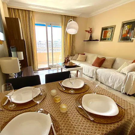 Exclusive Puerto Banus Beach Free Parking Wifi & Swimming Pool Apartment Marbella