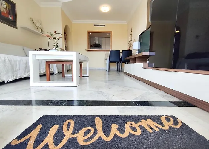 Exclusive Puerto Banus Beach Free Parking Wifi & Swimming Pool Appartement Marbellac